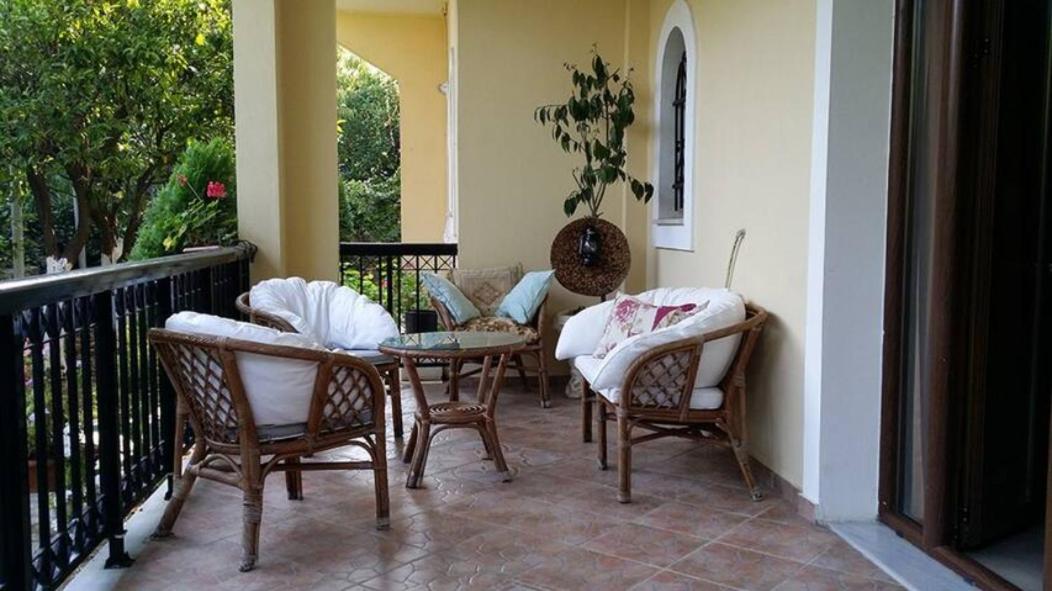 Tholeto Apartments Άγιος Γόρδιος Εξωτερικό φωτογραφία