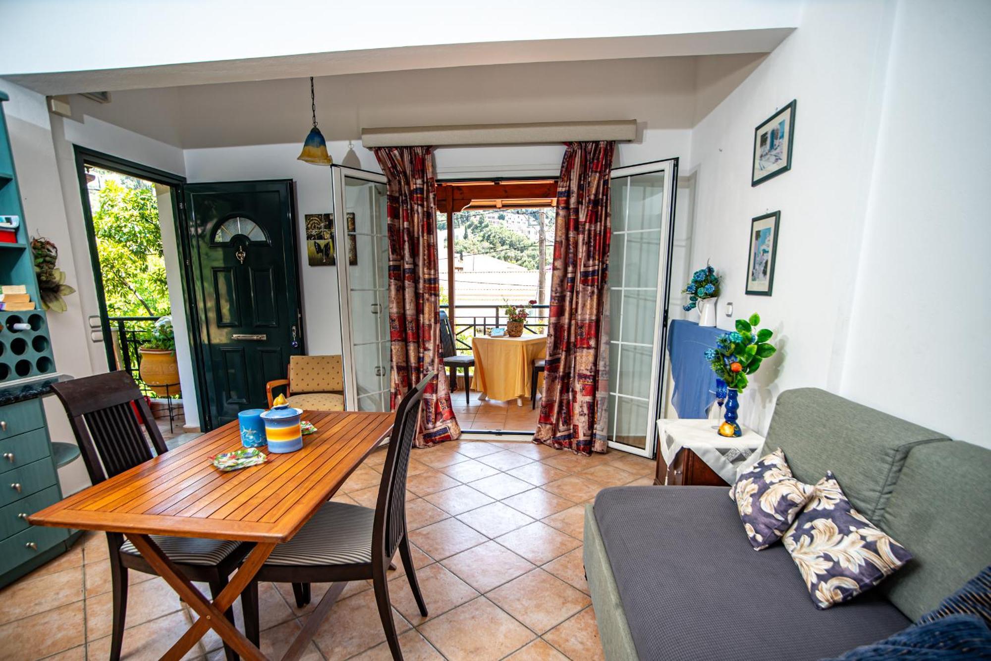 Tholeto Apartments Άγιος Γόρδιος Εξωτερικό φωτογραφία