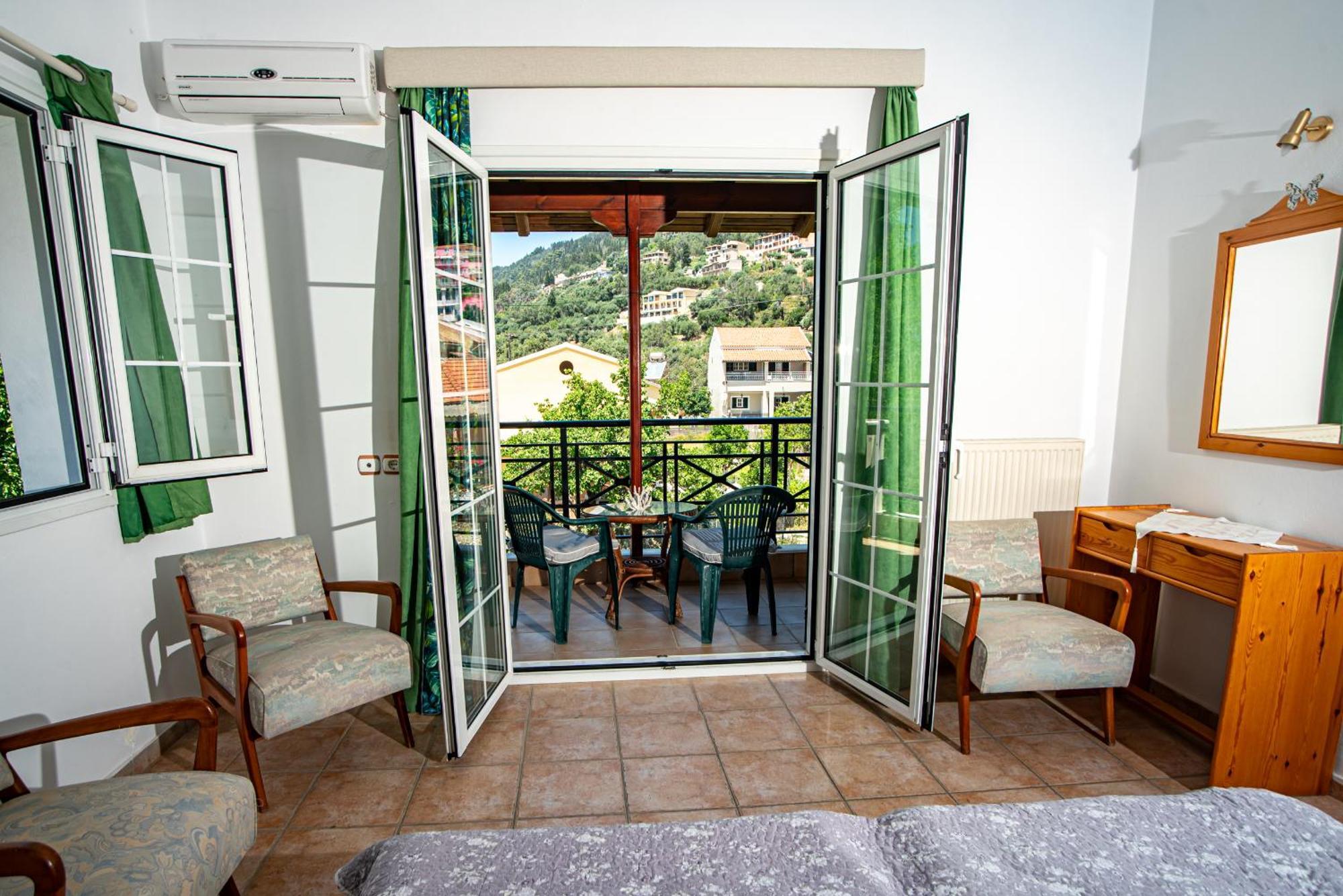 Tholeto Apartments Άγιος Γόρδιος Εξωτερικό φωτογραφία